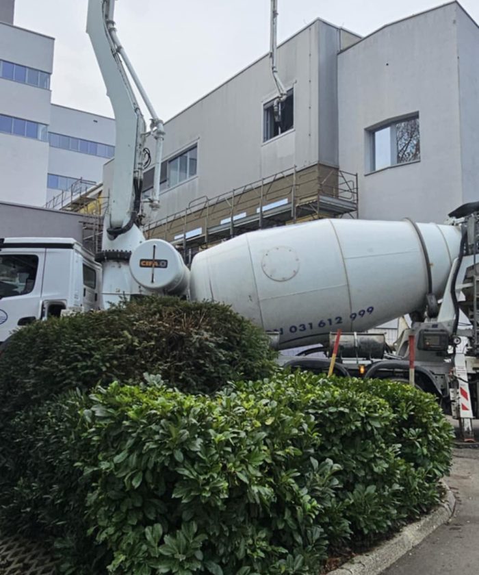 4d70c600-9da0-4079-8470-cb5625a9f687